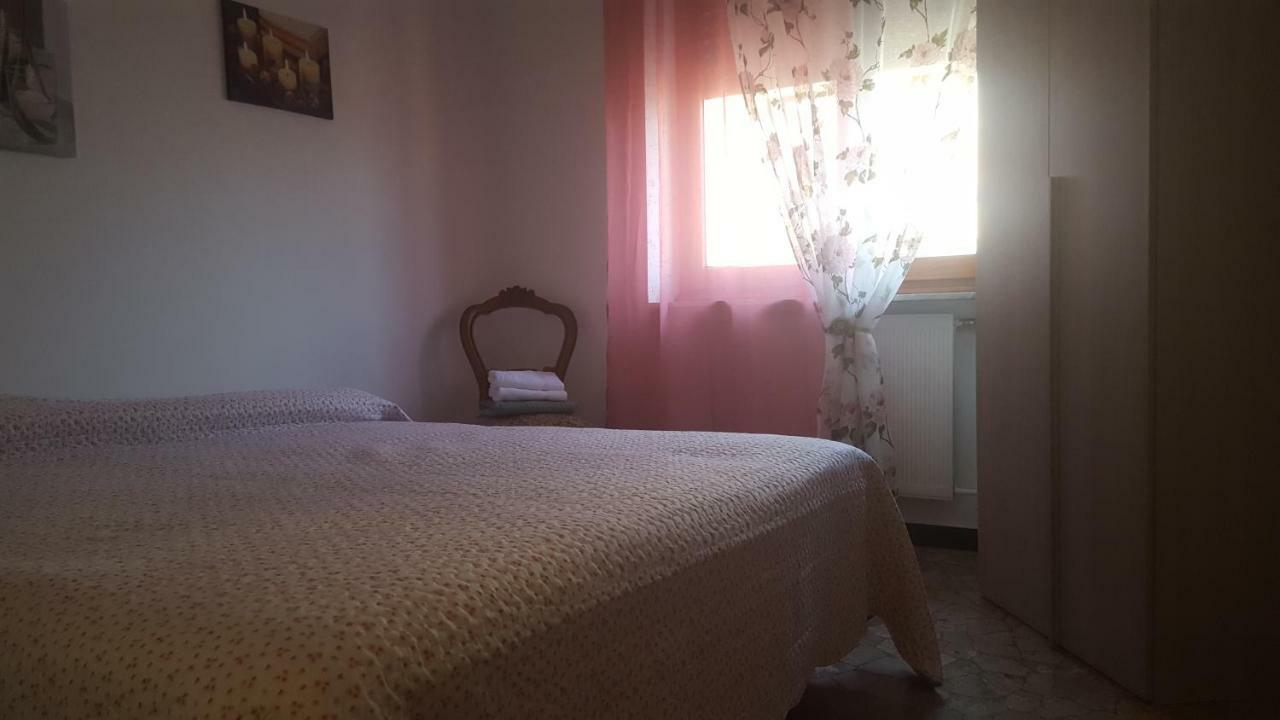 Affittacamere Serravalle Shopping 塞拉瓦莱·斯克里维亚 外观 照片