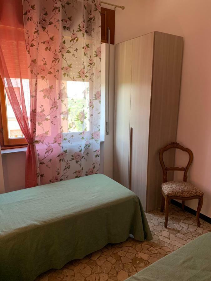 Affittacamere Serravalle Shopping 塞拉瓦莱·斯克里维亚 外观 照片